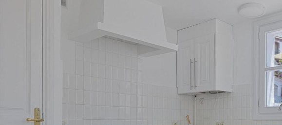 3 bedrooms Villa in Marbella, Spain No. 30756 14