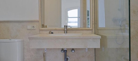 3 bedrooms Villa in Marbella, Spain No. 30756 17