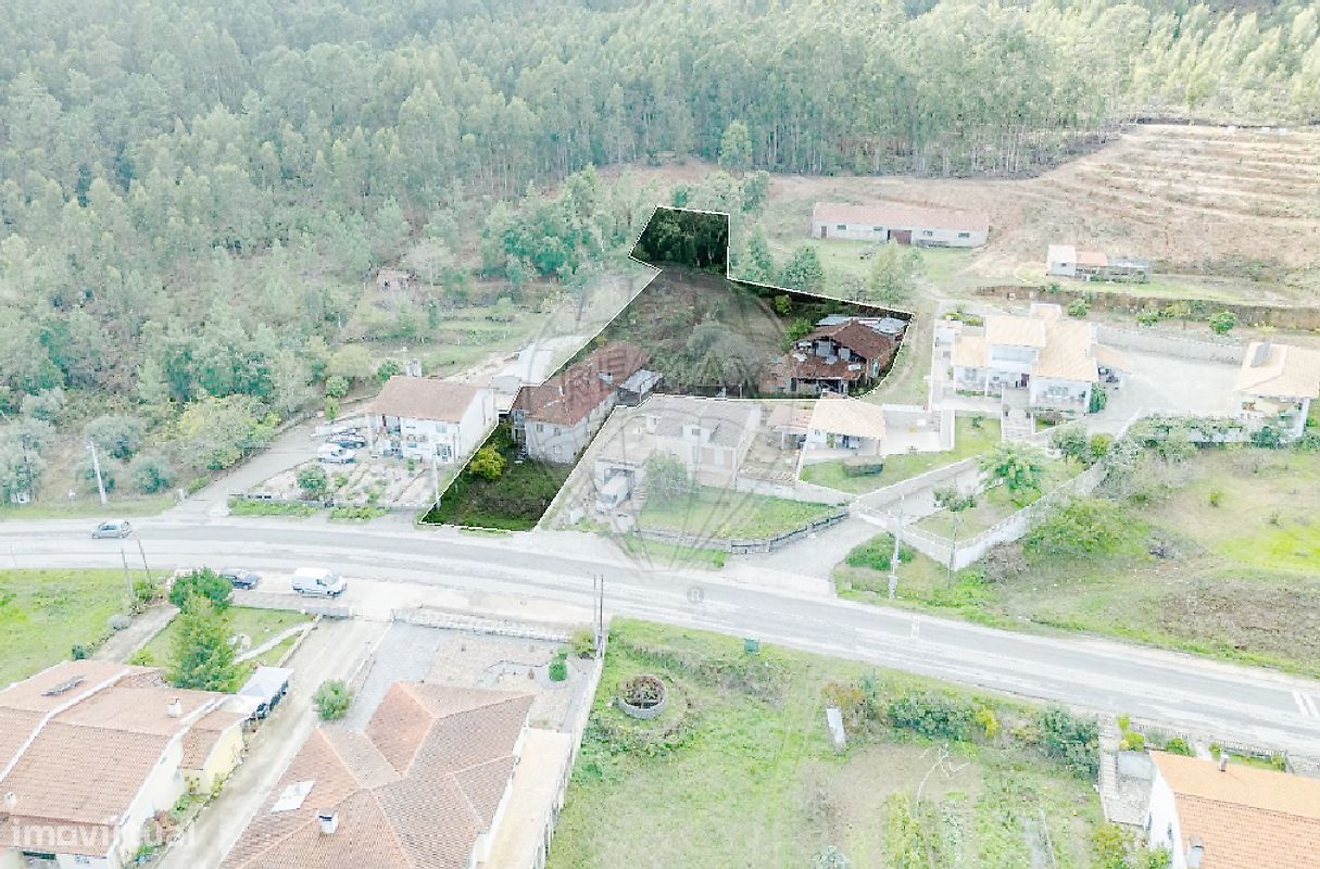 4 chambres Maison à Miranda do Corvo, Portugal No. 37031