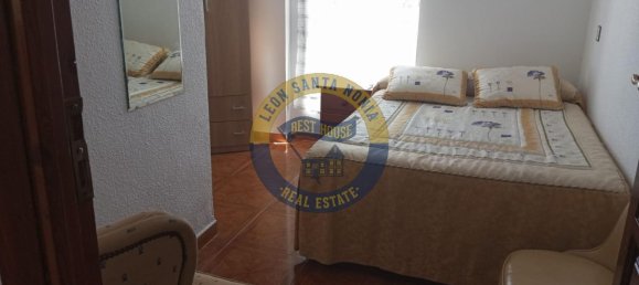 3 bedrooms House in Garrafe de Torio, Spain No. 109620 12