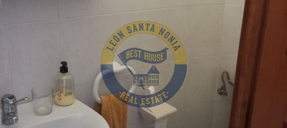 3 bedrooms House in Garrafe de Torio, Spain No. 109620 17