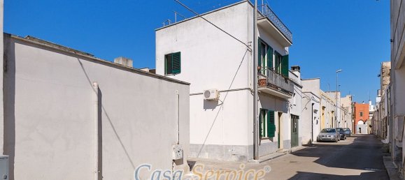 4غرفة منزل في Taviano, Italy رقم 188074 3