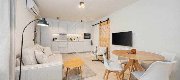 2 bedrooms Apartment in Estepona, Spain No. 181423 3