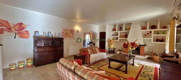 4 bedrooms Villa in Quarteira, Portugal No. 103635 10