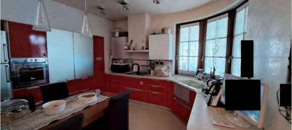 Apartamento de 4 dormitorios en Ghedi, Italy No. 295810 10