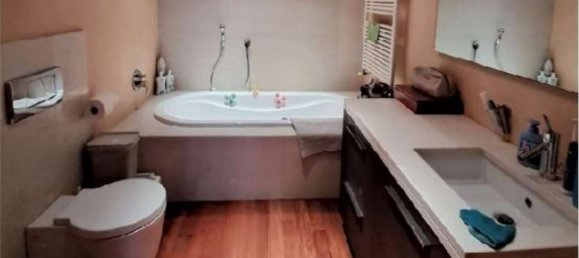 Apartamento de 4 dormitorios en Ghedi, Italy No. 295810 12