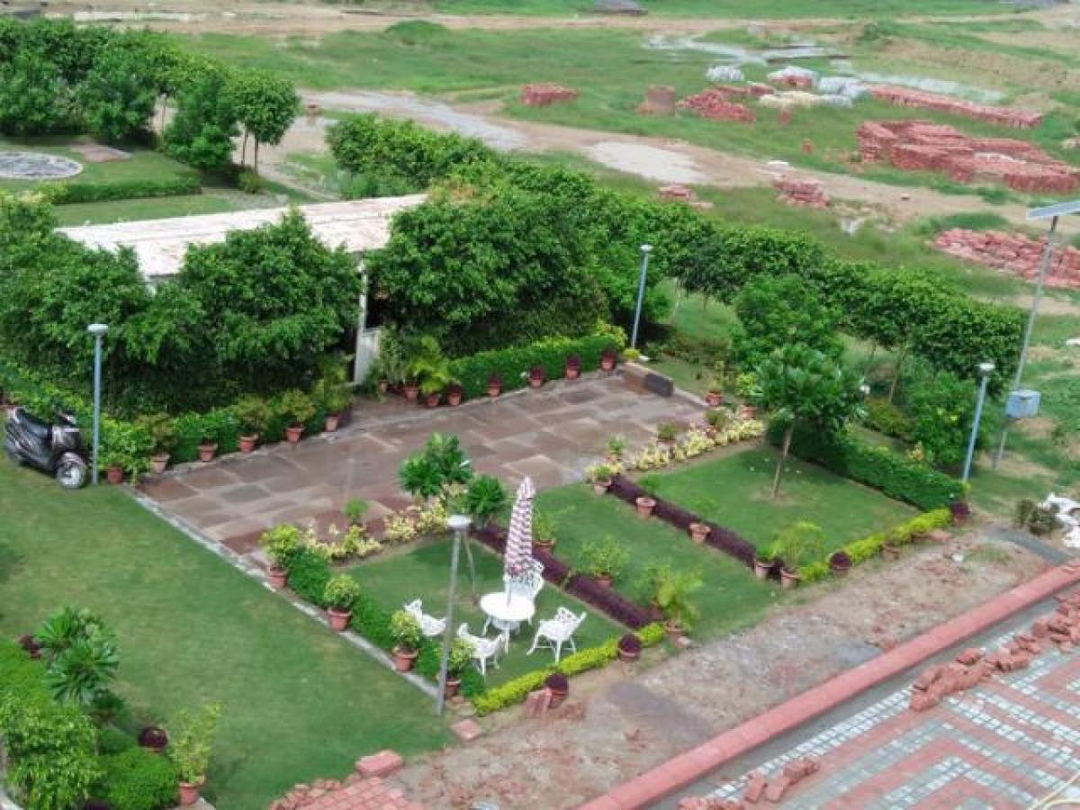  Land in Lucknow, India No. 31116