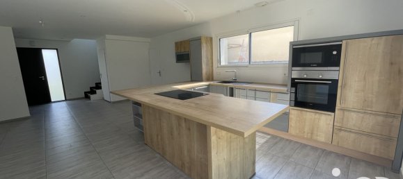 4 bedrooms House in Blain, France No. 99639 6