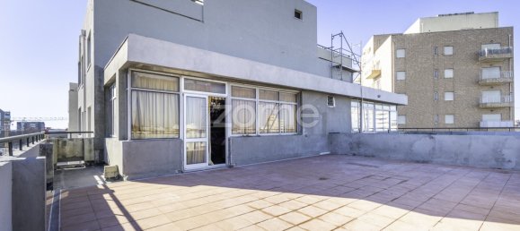 4 bedrooms Apartment in Porto, Portugal No. 95656 30