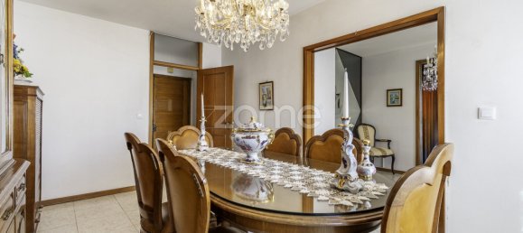4 bedrooms Apartment in Porto, Portugal No. 95656 27