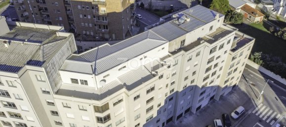 4 bedrooms Apartment in Porto, Portugal No. 95656 9