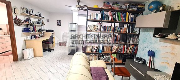 3 Schlafzimmer Wohnung in Varazze, Italy, Nr. 272638 17