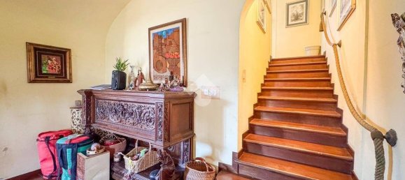 5 bedrooms Villa in Bientina, Italy No. 119522 12