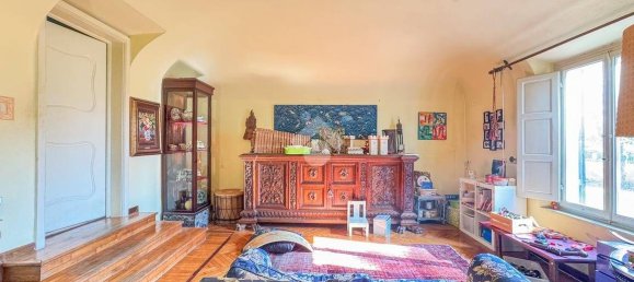 5 bedrooms Villa in Bientina, Italy No. 119522 2