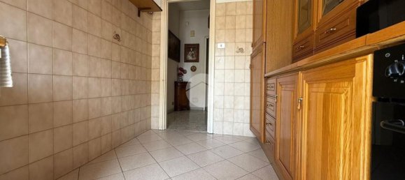 2 bedrooms Apartment in Rome, Italy No. 320969 17