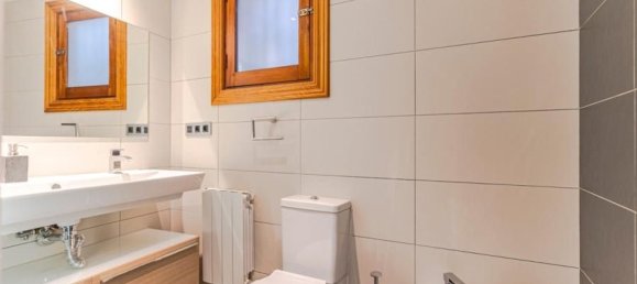 Apartamento de 3 dormitorios en Granada, Spain No. 135432 13