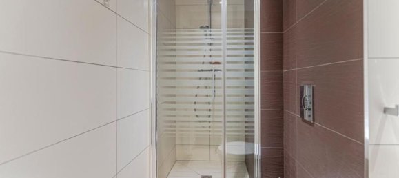 Apartamento de 3 dormitorios en Granada, Spain No. 135432 30