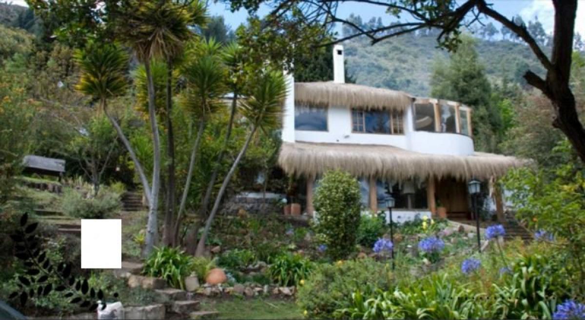 4 bedrooms House in Cundinamarca, Colombia No. 7488