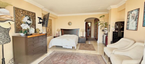 3 bedrooms Penthouse in Fuengirola, Spain No. 40299 24