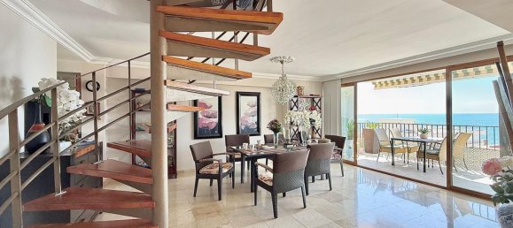 3 bedrooms Penthouse in Fuengirola, Spain No. 40299 4