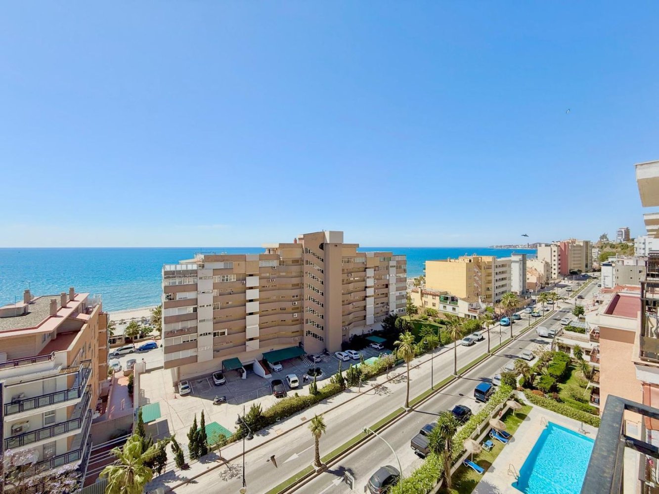 3 bedrooms Penthouse in Fuengirola, Spain No. 40299