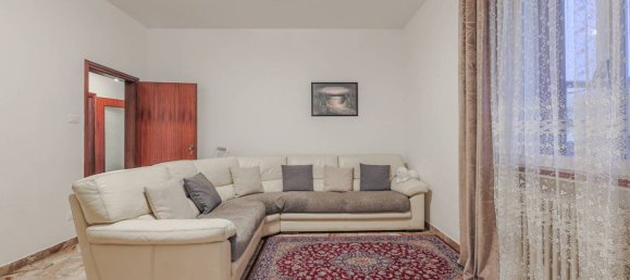Apartamento de 4 dormitorios en Castel San Pietro Terme, Italy No. 292848 4