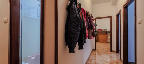 Apartamento de 4 dormitorios en Castel San Pietro Terme, Italy No. 292848 22