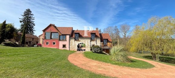 6 bedrooms House in Cluny, France No. 267983 4