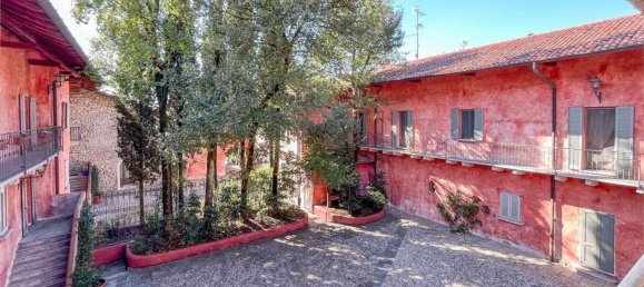 3-salle Appartement à Sesto Calende, Italy No. 127617 2