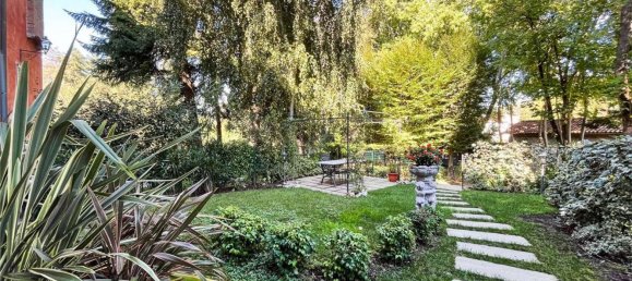 3-salle Appartement à Sesto Calende, Italy No. 127617 18