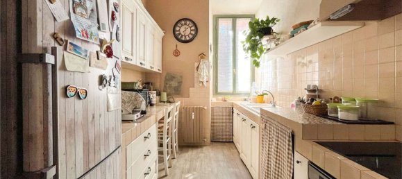 3-salle Appartement à Sesto Calende, Italy No. 127617 12