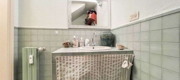 3-salle Appartement à Sesto Calende, Italy No. 127617 15