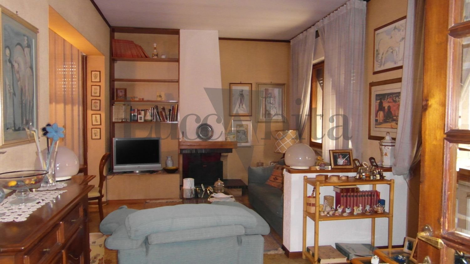 10 rooms Villa in Lucca, Italy No. 13879