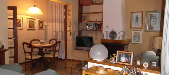 10 rooms Villa in Lucca, Italy No. 13879 6