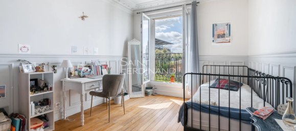 2 bedrooms Apartment in Paris, France No. 115327 2