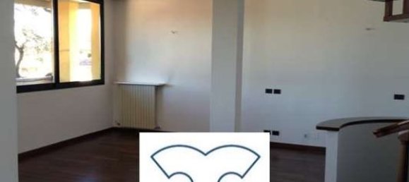 Пентхаус с 6 комнатами в Бусто Арсицио, Италия № 65689 5