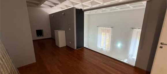 2 chambres Appartement à Ferrara, Italy No. 335109 17