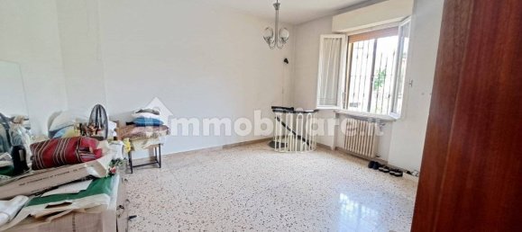 Apartamento de 3 dormitorios en Pesaro, Italy No. 295788 18