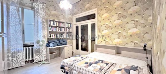 Дом с 8 комнатами в Пьомбино, Италия № 34754 12