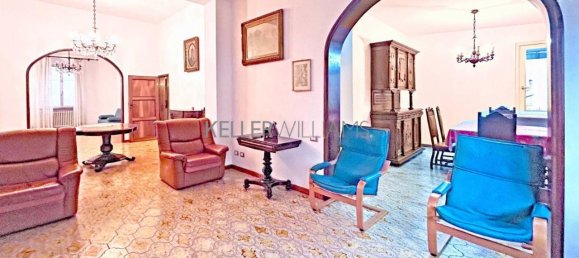 Дом с 8 комнатами в Пьомбино, Италия № 34754 5