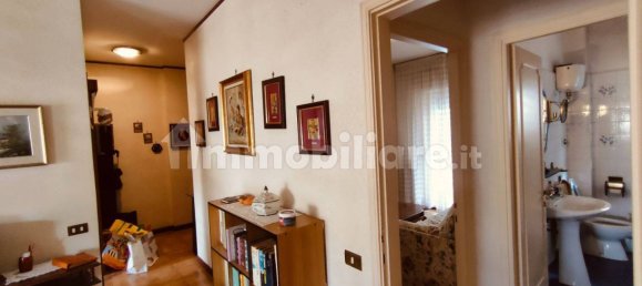 2 bedrooms Apartment in Rome, Italy No. 276085 3