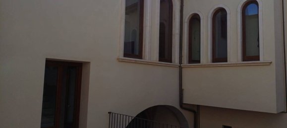 Apartamento de 10 habitaciónes en L'Aquila, Italy No. 212941 25