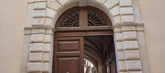 Apartamento de 10 habitaciónes en L'Aquila, Italy No. 212941 4