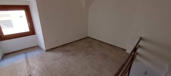 Apartamento de 10 habitaciónes en L'Aquila, Italy No. 212941 32