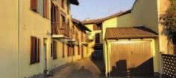 4 rooms Duplex in Gambolò, Italy No. 126349 2
