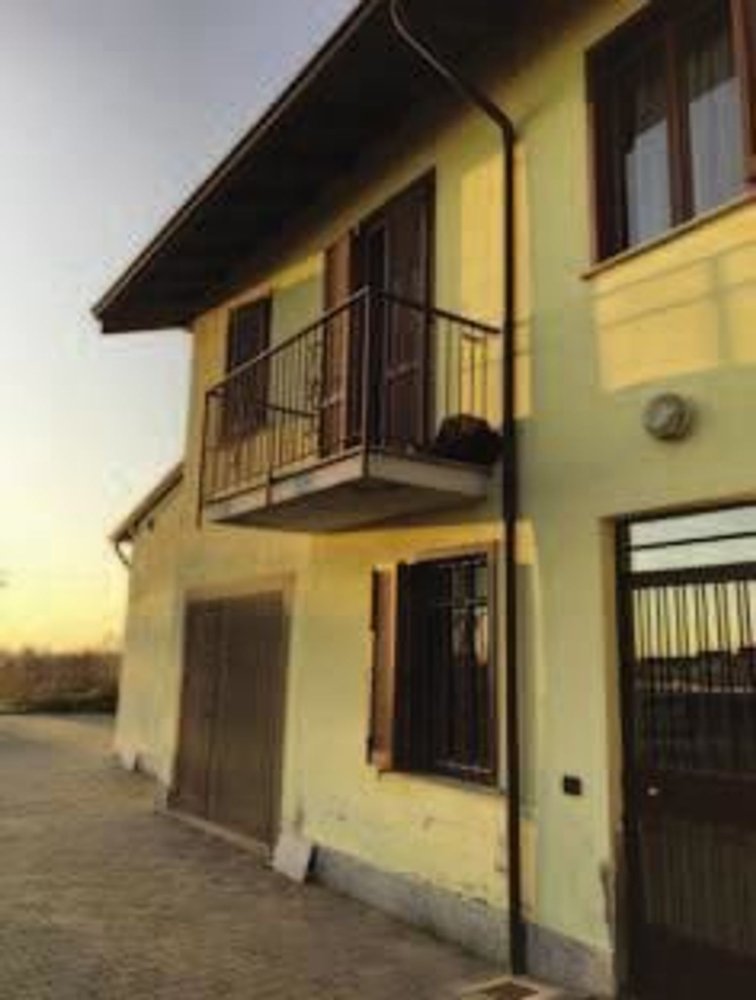 4 rooms Duplex in Gambolò, Italy No. 126349