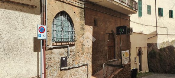2 rooms Commercial property in Valmontone, Italy No. 309942 2