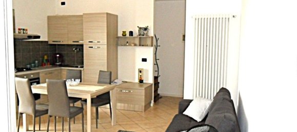 3 rooms Apartment in Trevignano, Italy No. 283404 9