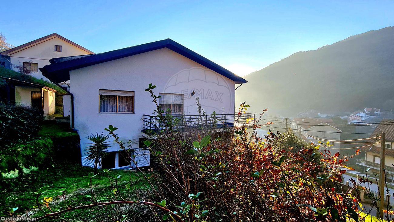 5 chambres Maison à Terras de Bouro, Portugal No. 168169