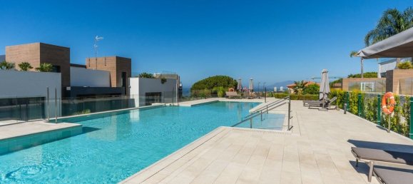 4 bedrooms Duplex in Marbella, Spain No. 179989 16